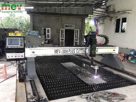 Máy cắt CNC kim loại Plasma 3000plus